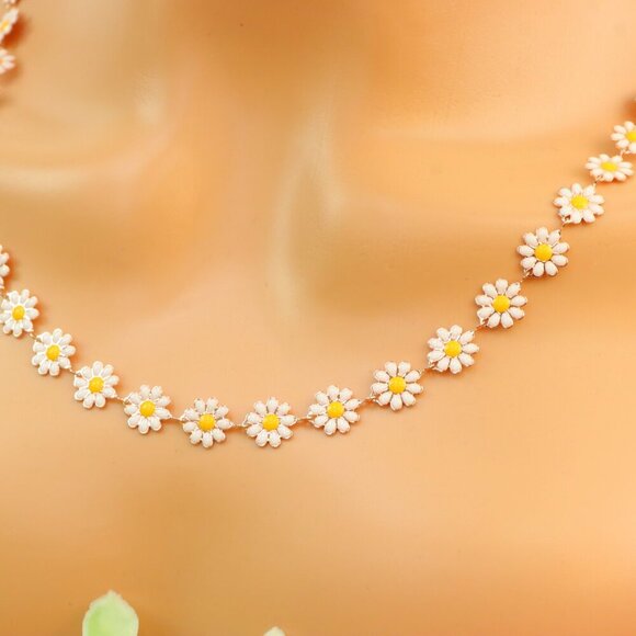 "New Beautiful Design Necklace Chain for Women/Girls, Gift, N629 - Picture 4 of 10